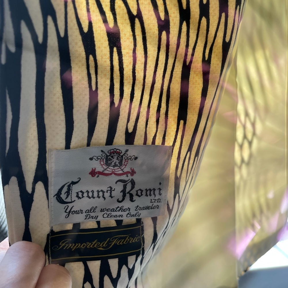 Count Romi Trenchcoat